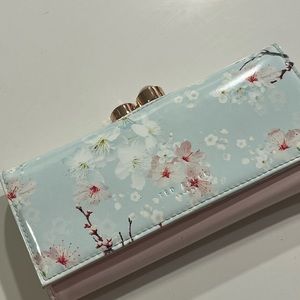Brand new Ted baker wallet - matching bag is up for sale too